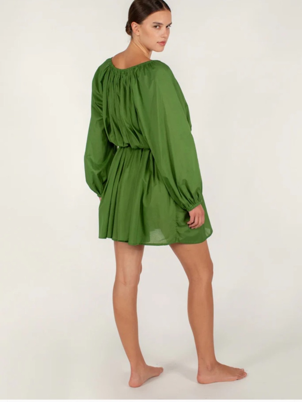 Mikoh Nea Dress is verdant green - Picture 5 of 14